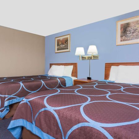 Super 8 By Wyndham Mankato Otel Dış mekan fotoğraf