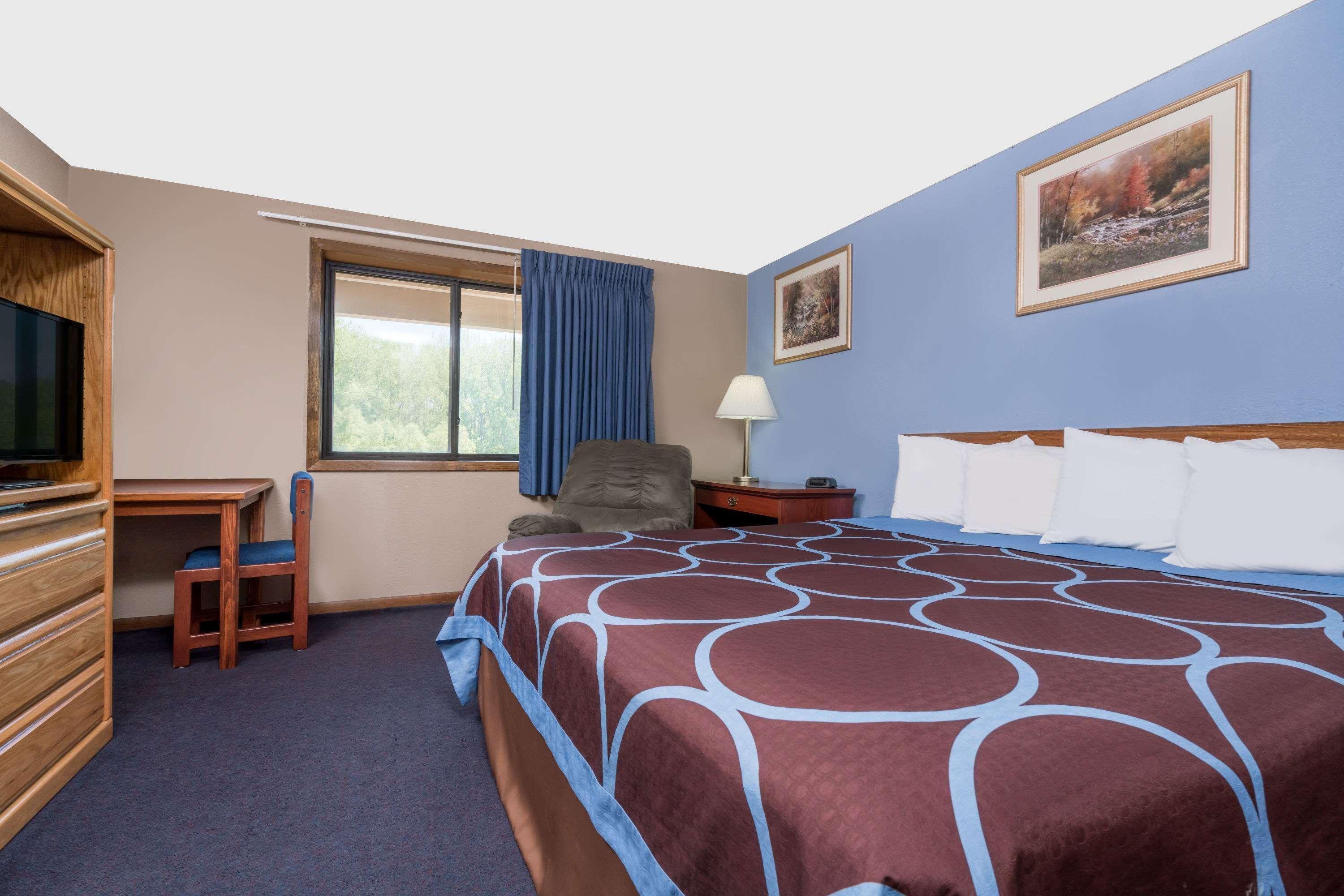 Super 8 By Wyndham Mankato Otel Dış mekan fotoğraf